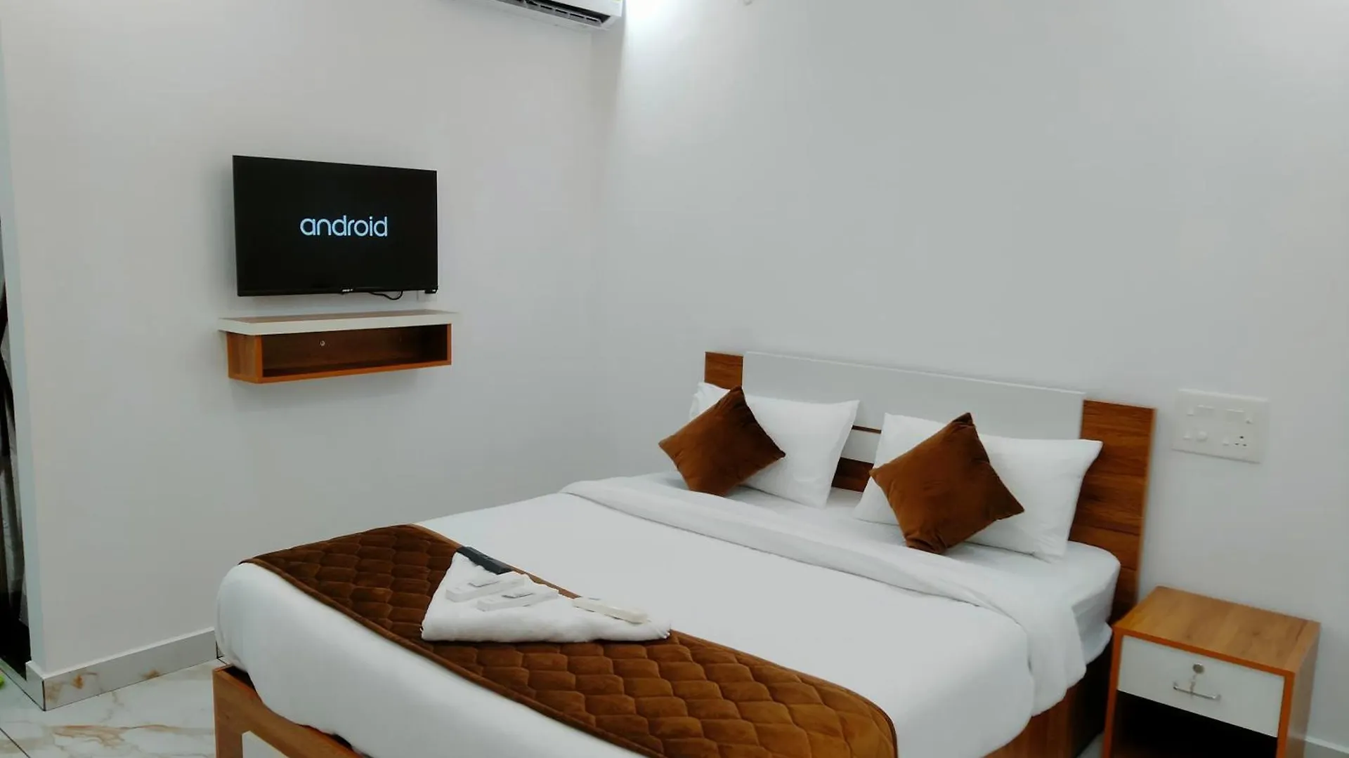 Hotel The Mountmist Kochi India